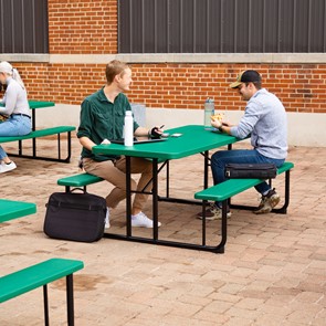 Outdoor Tables & Chairs